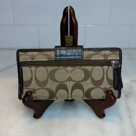 Coach Wallet Y2K Jacquard Signature Logo Canvas Snap Closure Compact Wallet - Picture 5 of 16